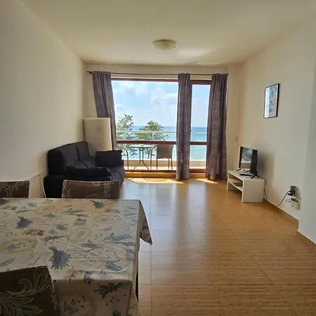 Apartment In Princess *