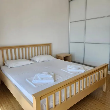 Apartment In Princess