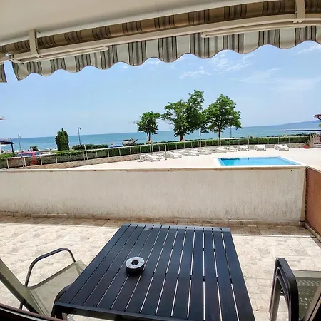 Apartment In Princess Balchik