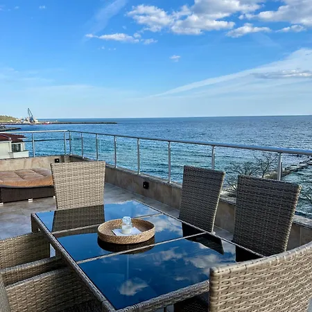 In Princess Apartment Balchik