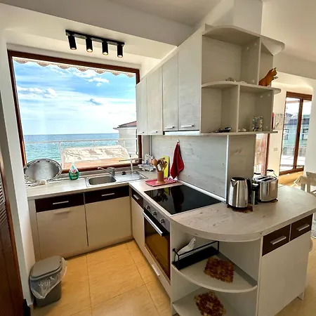 Apartment In Princess *
