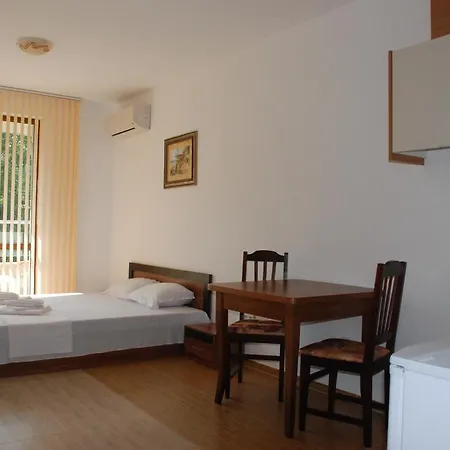 Apartment In Princess *