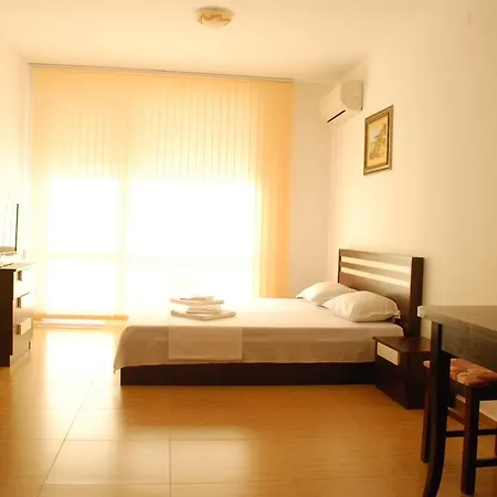 Apartment In Princess