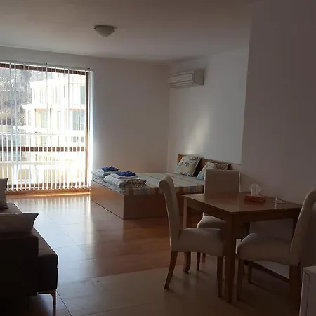 Apartment In Princess Balchik