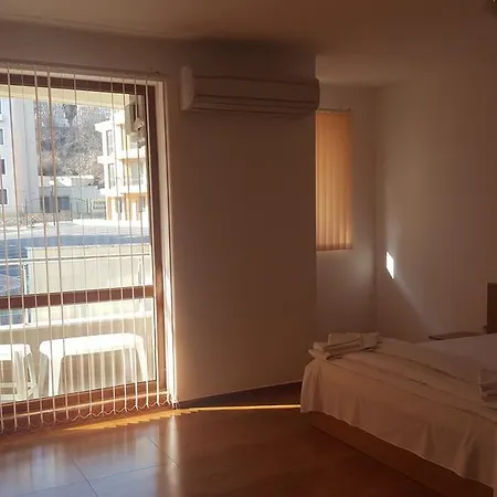 In Princess بالشيك