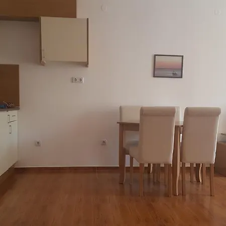 Apartment In Princess